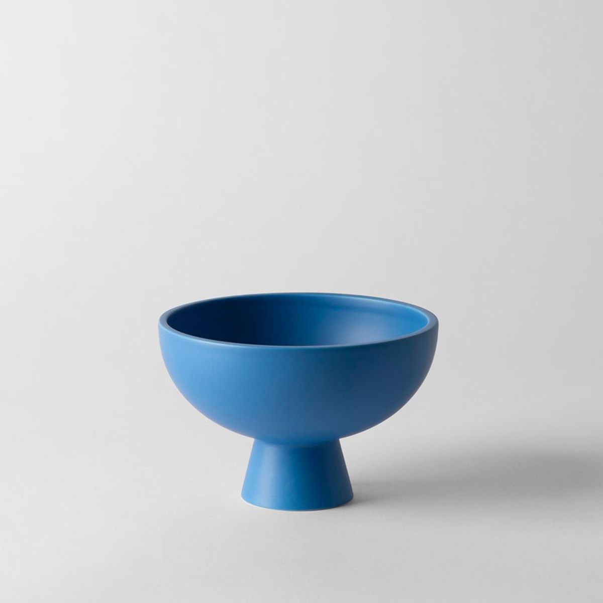 Strøm Small Bowl, electric blue