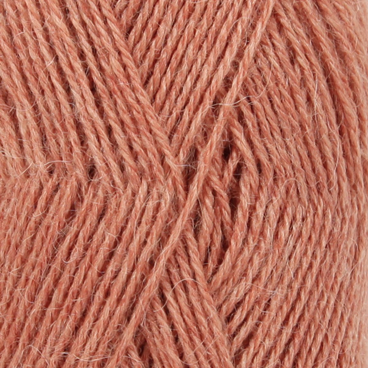 DROPS Alpaca Unicolor 9026 Blush, Alpacagarn, fra DROPS Design