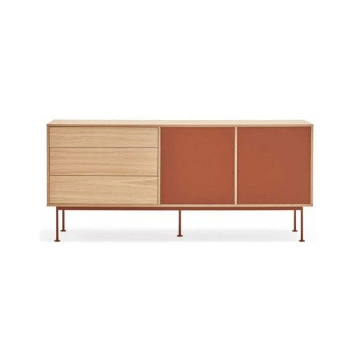 Yoko Sideboard i metal og mdf finér B180 cm - Murstensrød/Eg