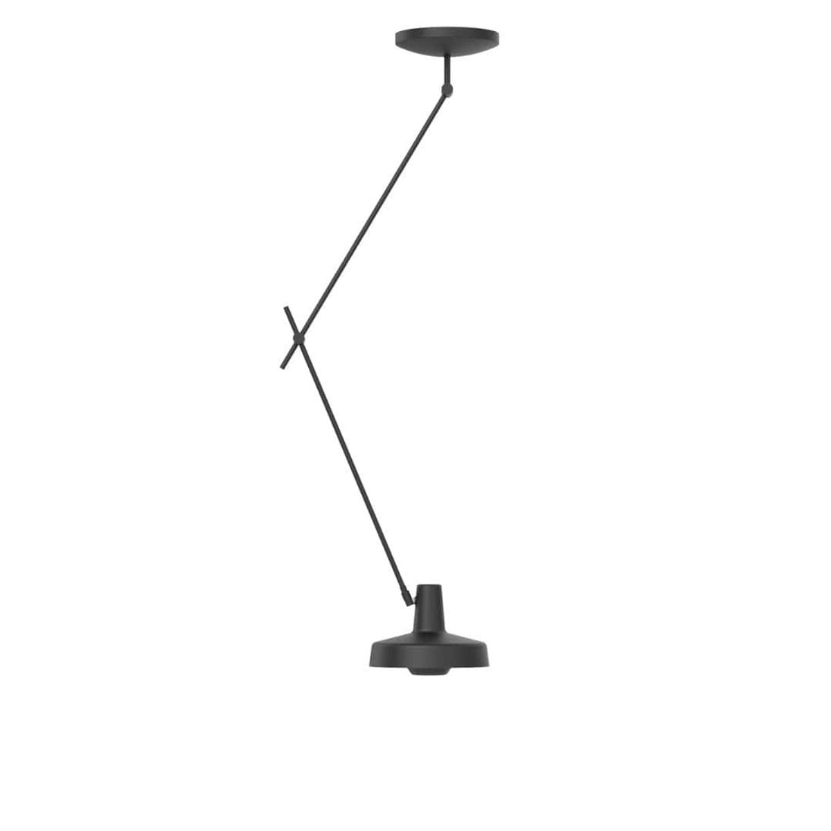 Arigato Loftlampe Lang Sort - Grupa Products