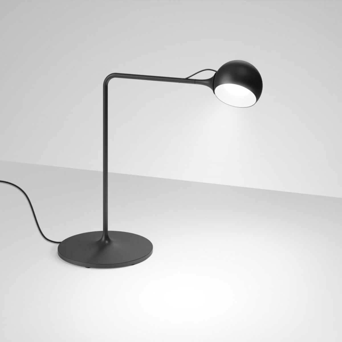 IXA Bordlampe Antracit - Artemide