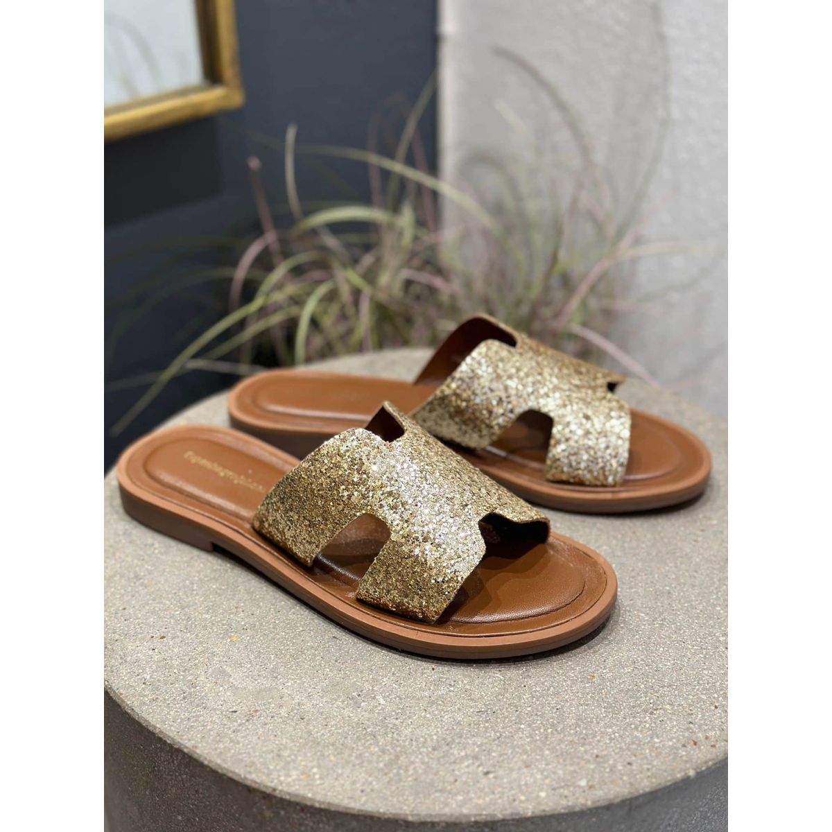 Copenhagen Shoes Ivy-Gold sandal 38