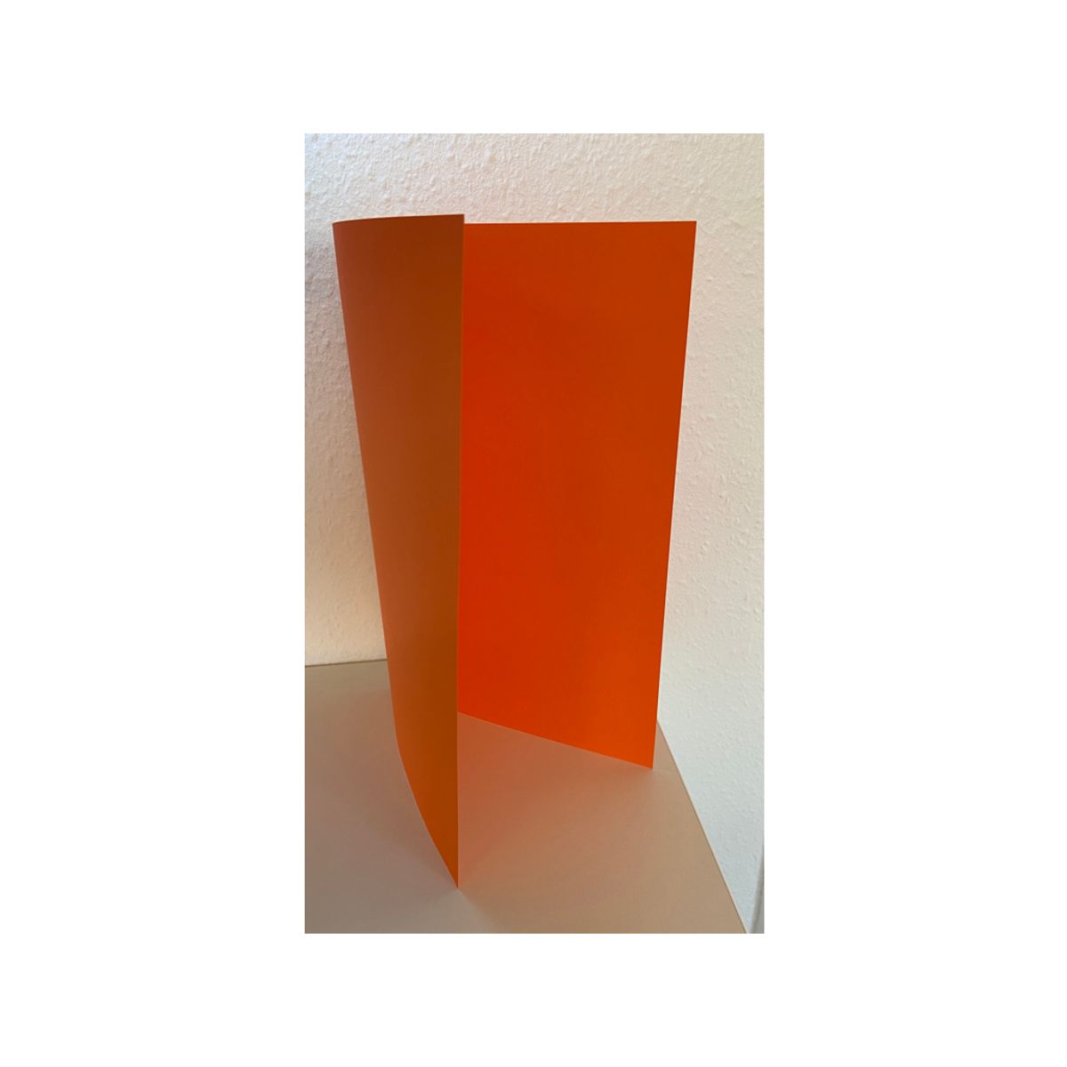 Omslag 32x43 cm Foldet 160 Gram Orange