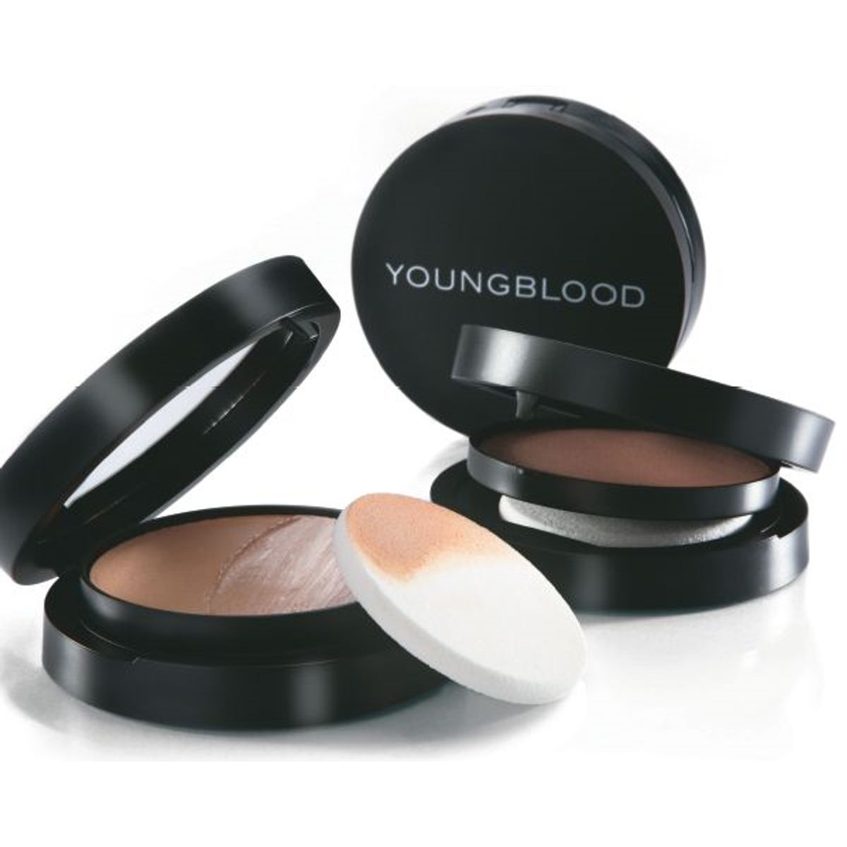 Youngblood Refillable Compact Cream Powder Foundation Tawnee 7 g