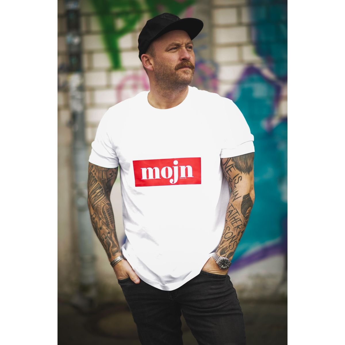 MOJN hvid t-shirt med rødt tryk XL