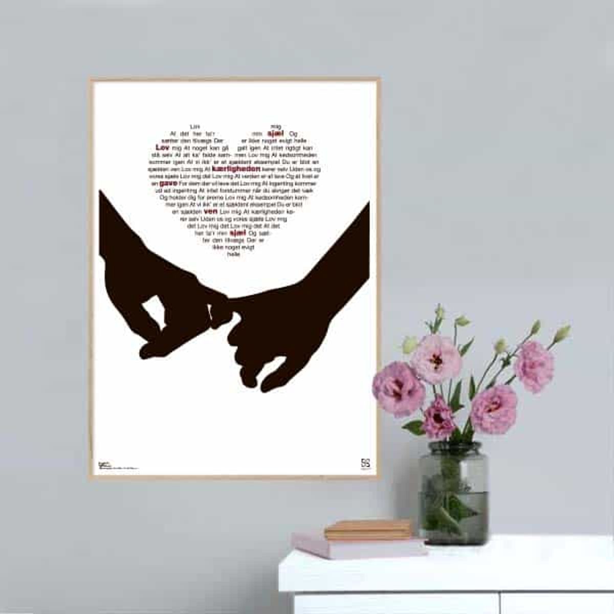 Lov mig det - Tue West plakat - 21 x 30 cm / Small / lodret