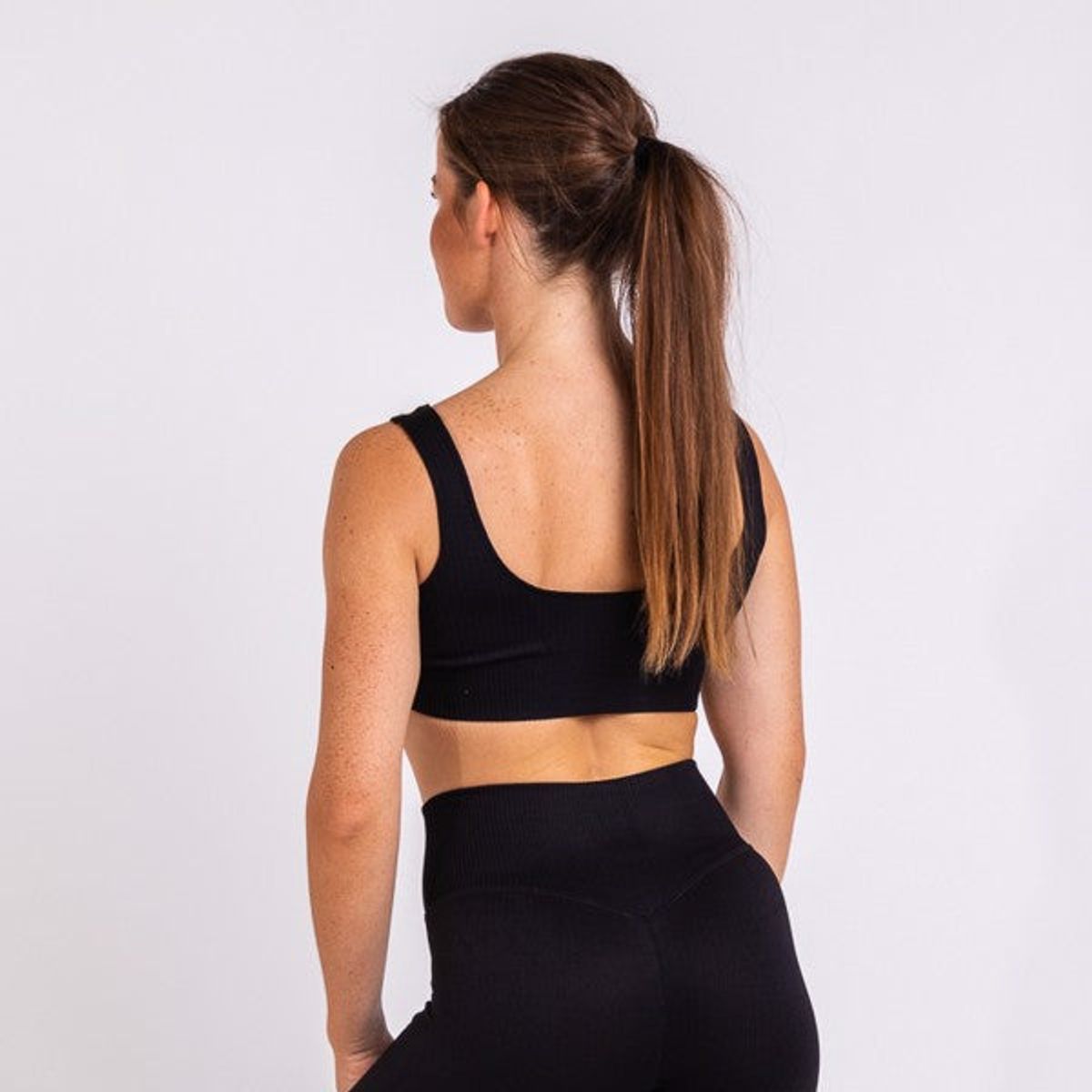 Seamless Ribbed Sports Bra