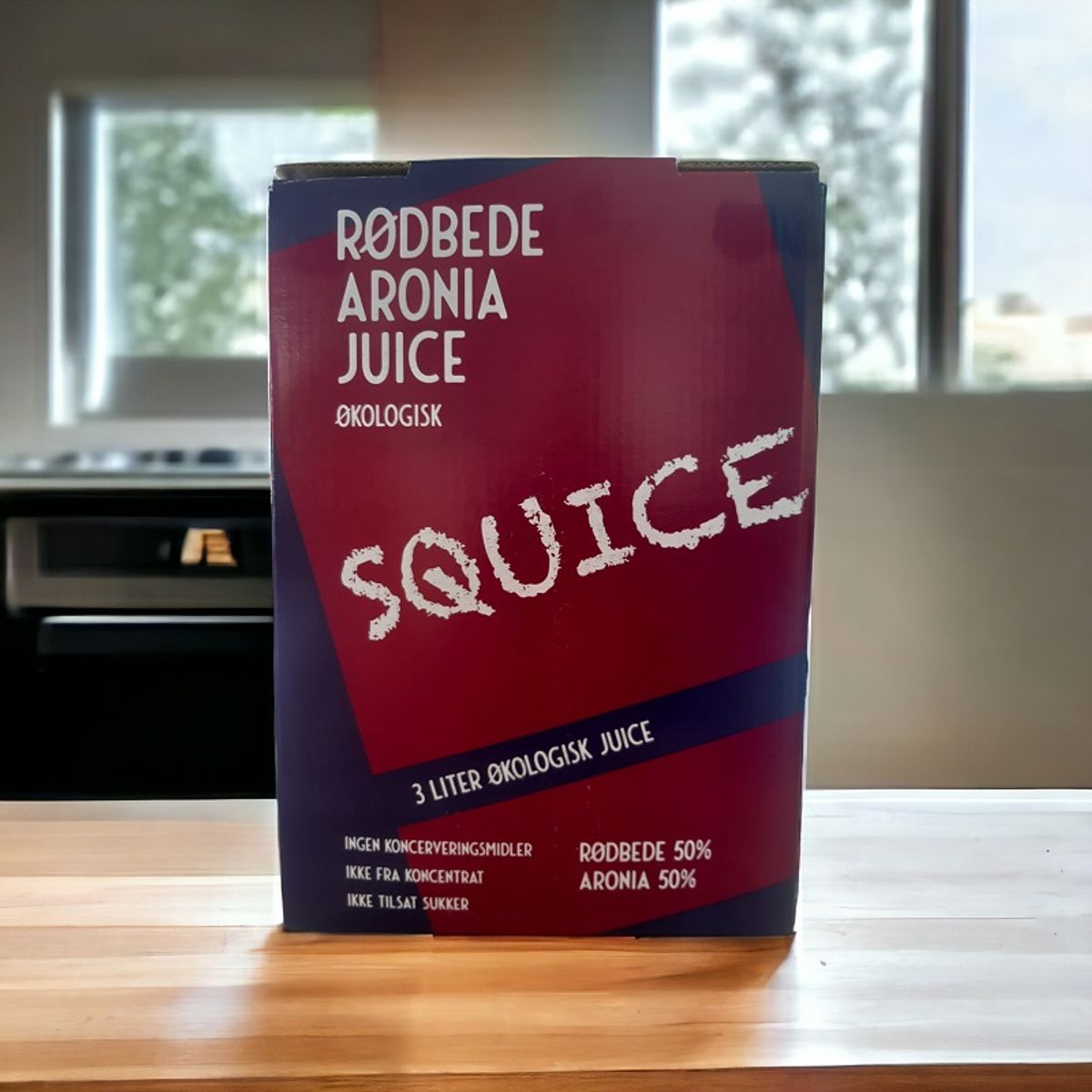 SQUICE - Økologisk Aronia & rødbedejuice - Koldpresset