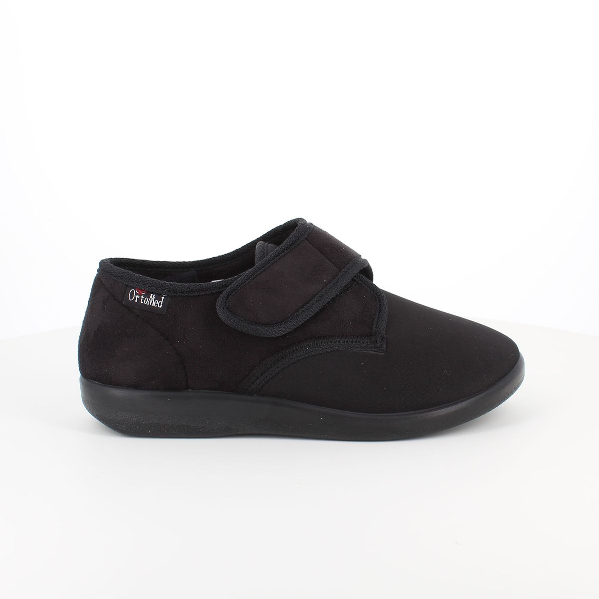 Bred sko fra OrtoMed med velcro - 39