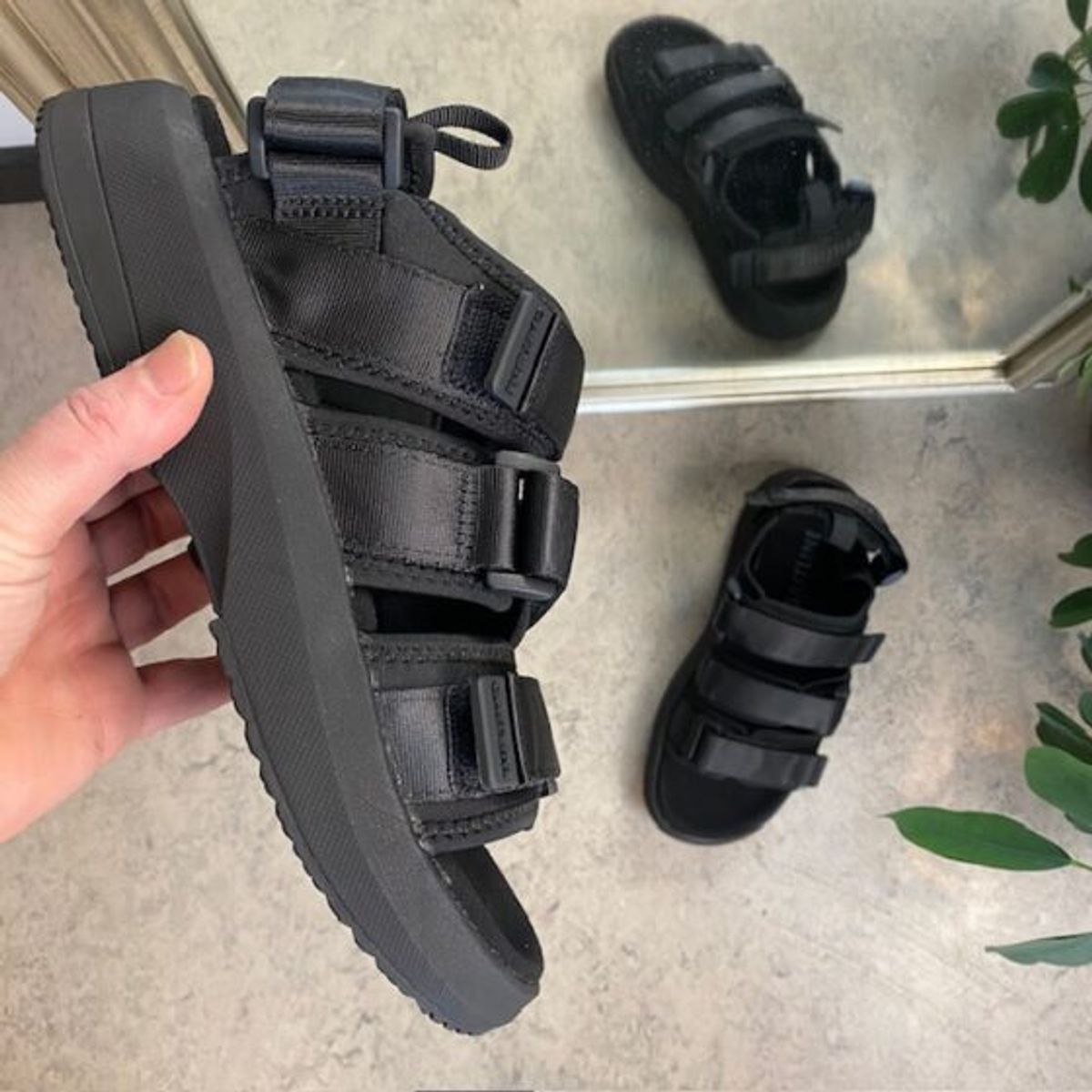 Sort sandal fra Gaitline med gængesål - 41